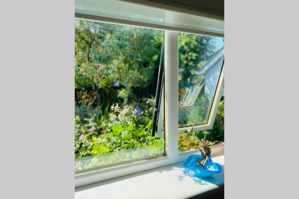 The Yellow Door Whitstable - Peaceful Retreat Close To Beach المظهر الخارجي الصورة